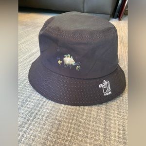 710 labs black bucket hat. OSFA